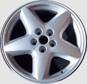 Dull, oxidised aluminum wheel before polishing at RWR